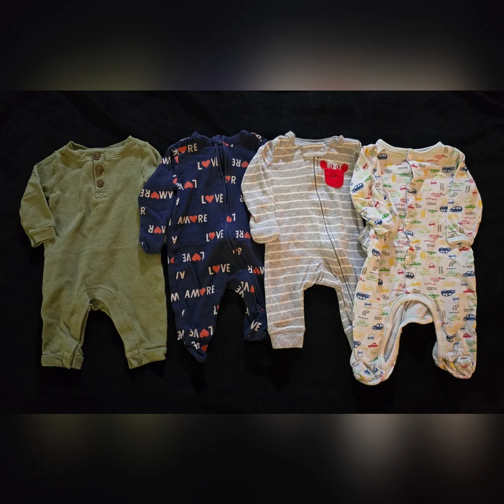 18 Pieces Infant Baby Boy Size 0-3 Months Various Brands Clothing Lot Bundle